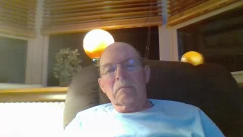Snapshot of aguynrkfrd chatting on June 13, 9:07 am aguynrkfrd online show from June 13, 9:07 am