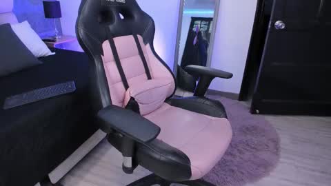 Ahmara  online show from October 24, 11:39 am