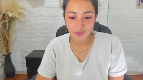 Snapshot of ahisha09 chatting on February 26, 2:14 pm Ahisha online show from February 26, 2:14 pm