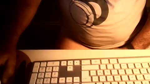 Ole online show from May 2, 10:48 pm
