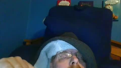 hrnycummer online show from January 11, 10:37 pm