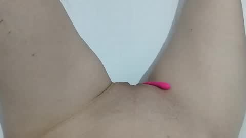 Taylor online show from December 5, 8:27 pm