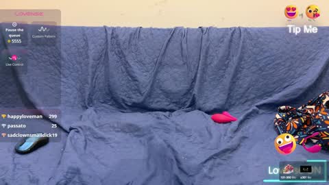 AHSLEY online show from February 7, 10:30 pm