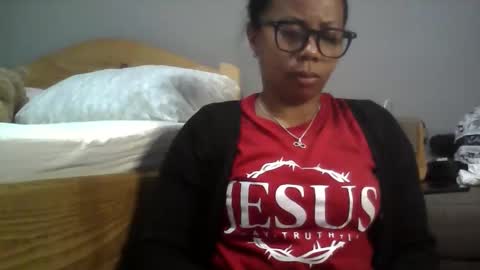 Snapshot of aicha_boobs chatting on May 5, 4:04 pm Aicha boobs online show from May 5, 4:04 pm