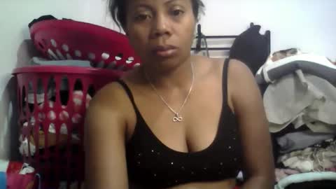 Snapshot of aicha_boobs chatting on May 15, 11:12 pm Aicha boobs online show from May 15, 11:12 pm