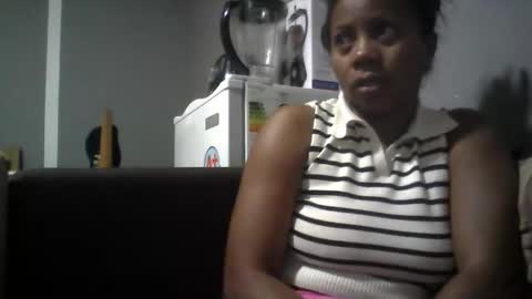 Snapshot of aicha_boobs chatting on May 30, 12:52 am Aicha boobs online show from May 30, 12:52 am