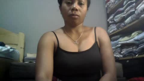 Snapshot of aicha_boobs chatting on June 13, 2:42 am Aicha boobs online show from June 13, 2:42 am