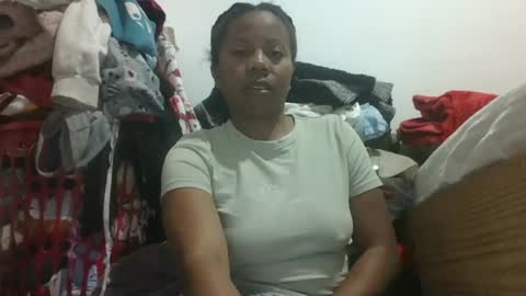 Snapshot of aicha_boobs chatting on July 7, 6:45 pm Aicha boobs online show from July 7, 6:45 pm