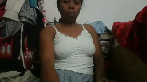 Snapshot of aicha_boobs chatting on July 8, 8:19 am Aicha boobs online show from July 8, 8:19 am