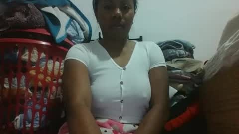 Snapshot of aicha_boobs chatting on July 10, 2:38 am Aicha boobs online show from July 10, 2:38 am