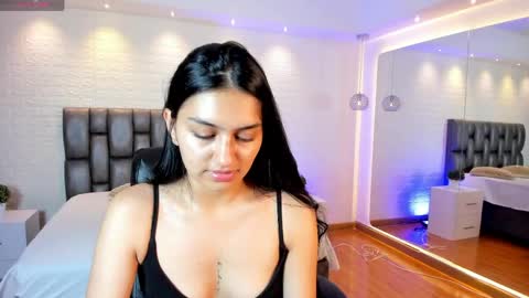 aidajoness online show from April 29, 11:58 am