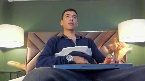 Snapshot of aiden_royce chatting on January 12, 9:31 pm aiden_royce online show from January 12, 9:31 pm