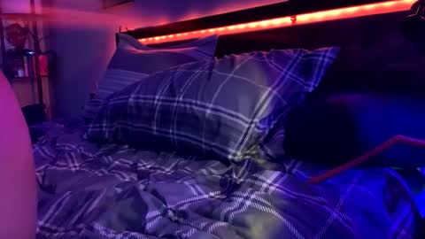 Snapshot of aidilzuhri chatting on November 28, 9:34 am aidilzuhri online show from November 28, 9:34 am