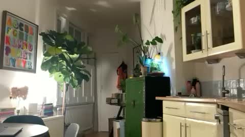 Snapshot of aidjw1 chatting on November 14, 5:44 pm Spicyla online show from November 14, 5:44 pm