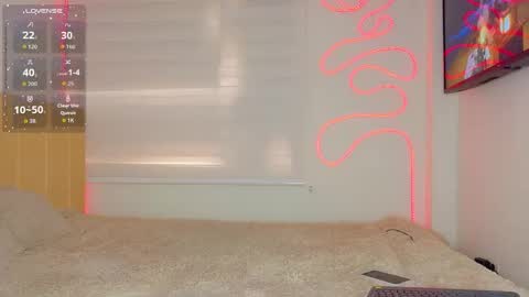 Aaron Winter online show from February 2, 7:34 pm