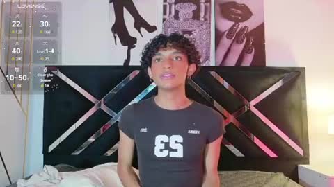 Snapshot of aiiron_m chatting on July 21, 7:05 pm Aaron Winter online show from July 21, 7:05 pm