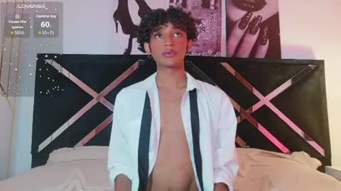 Snapshot of aiiron_m chatting on July 29, 7:45 pm Aaron Winter online show from July 29, 7:45 pm