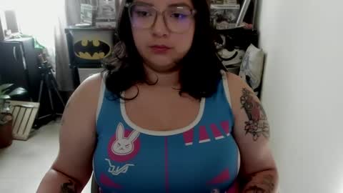 Catalina online show from February 13, 3:52 pm