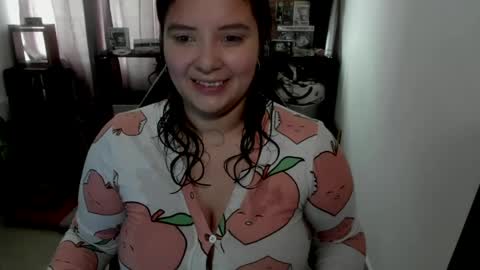 Catalina online show from May 27, 1:41 pm