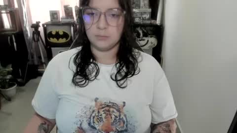 Catalina online show from June 30, 12:17 pm