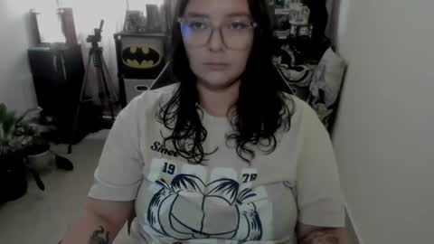 Catalina online show from July 31, 3:44 pm