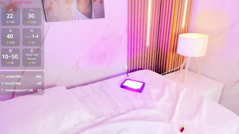   online show from April 1, 1:41 pm