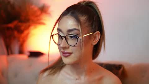  Aileen  online show from June 10, 8:41 pm