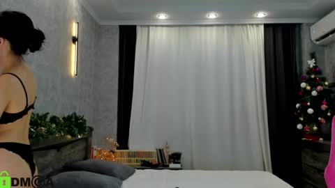 Snapshot of ailey_chao chatting on December 21, 2:41 am Ailey online show from December 21, 2:41 am