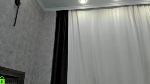 Snapshot of ailey_chao chatting on January 6, 11:18 am Ailey online show from January 6, 11:18 am