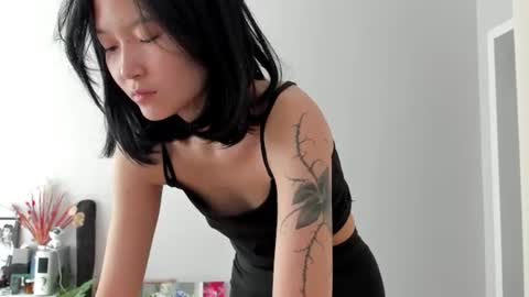 Snapshot of ailey_chao chatting on June 29, 3:35 am Ailey online show from June 29, 3:35 am