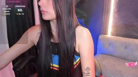 Snapshot of aili_queen chatting on June 15, 12:51 pm Catalina online show from June 15, 12:51 pm