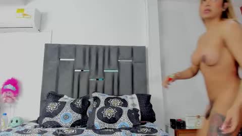 Snapshot of ailynts chatting on March 22, 11:19 pm ailynosorio2 onlyfans online show from March 22, 11:19 pm