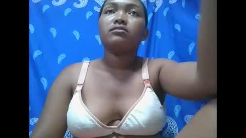 Snapshot of aimealdy chatting on January 7, 7:33 am aimealdy online show from January 7, 7:33 am