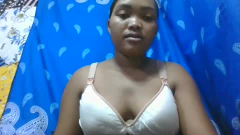 Snapshot of aimealdy chatting on February 19, 8:43 am aimealdy online show from February 19, 8:43 am