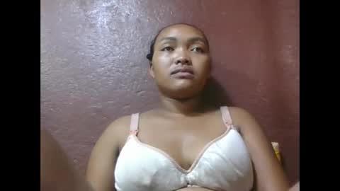 Snapshot of aimealdy chatting on February 21, 12:17 pm aimealdy online show from February 21, 12:17 pm