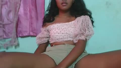 Snapshot of aimeamour chatting on February 2, 1:41 pm aimeamour online show from February 2, 1:41 pm