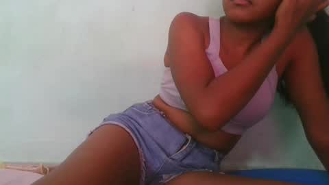 Snapshot of aimeamour chatting on February 25, 6:58 am aimeamour online show from February 25, 6:58 am