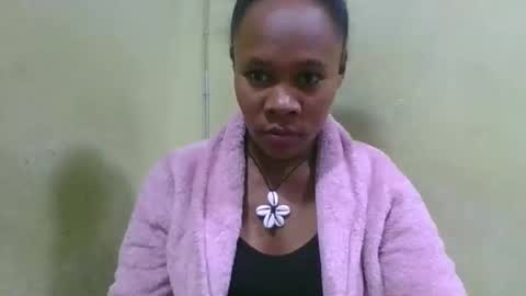 Snapshot of aimee982179 chatting on June 5, 6:57 pm aimee982179 online show from June 5, 6:57 pm