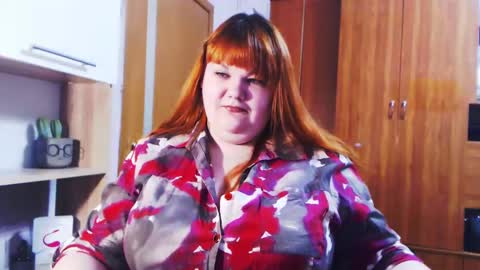 Snapshot of aimeerosebud chatting on January 12, 12:01 pm AimeeRosebud online show from January 12, 12:01 pm