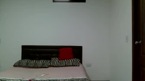 J  online show from September 18, 2:30 pm