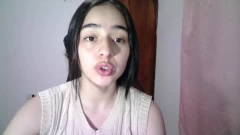 Snapshot of aineangeel chatting on September 19, 12:34 am AINE online show from September 19, 12:34 am