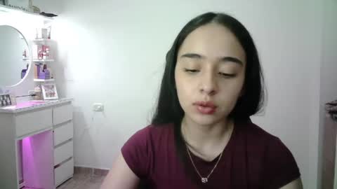 Snapshot of aineangeel chatting on May 12, 2:19 am AINE online show from May 12, 2:19 am