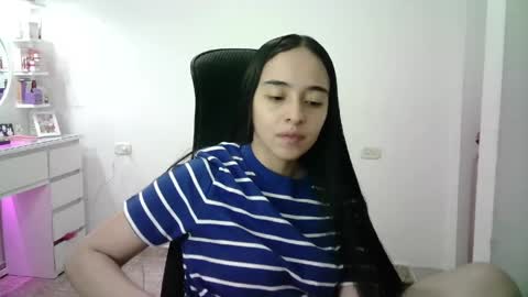 Snapshot of aineangeel chatting on May 23, 1:44 am AINE online show from May 23, 1:44 am