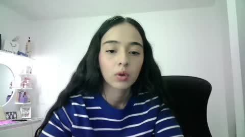 Snapshot of aineangeel chatting on May 24, 12:26 am AINE online show from May 24, 12:26 am