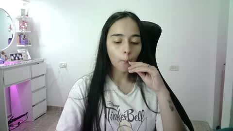 Snapshot of aineangeel chatting on May 27, 12:51 am AINE online show from May 27, 12:51 am