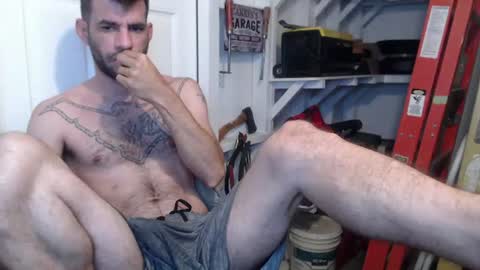 Leo  Airborn  Sir  Daddy online show from June 9, 5:46 pm