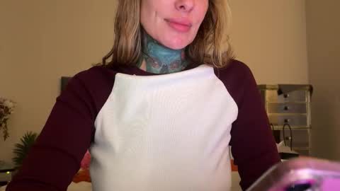 Airgead online show from February 28, 11:50 pm