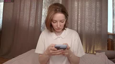 Snapshot of airycipher chatting on August 9, 5:12 am Sofia help me get 50 thumbs up online show from August 9, 5:12 am
