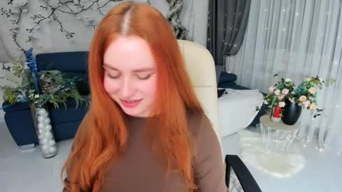 Snapshot of airysilhouette chatting on March 5, 7:32 pm Louise online show from March 5, 7:32 pm