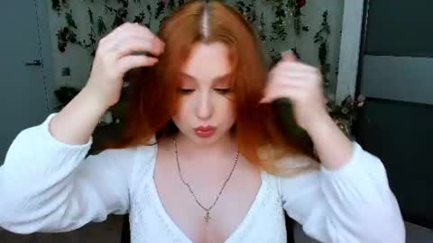 Louise online show from June 21, 7:27 pm